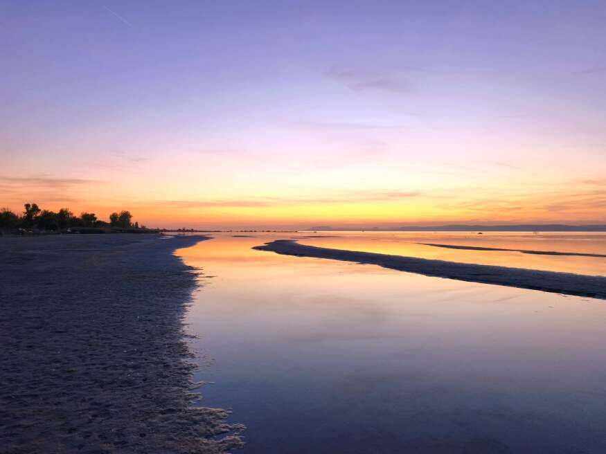 Víz nem nagyon, de színpompa az van a Balatonon
