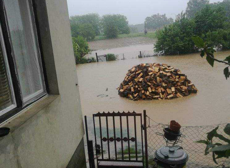 Hatalmas eső volt a Somogy vármegyei Inkén is!