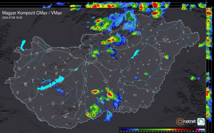 Jelenleg az ország középső részén fordulnak elő nagyobb számban záporok, zivatarok