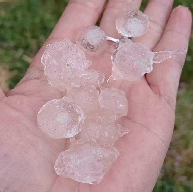 2 cm körüli jegek hullottak Székesfehérváron